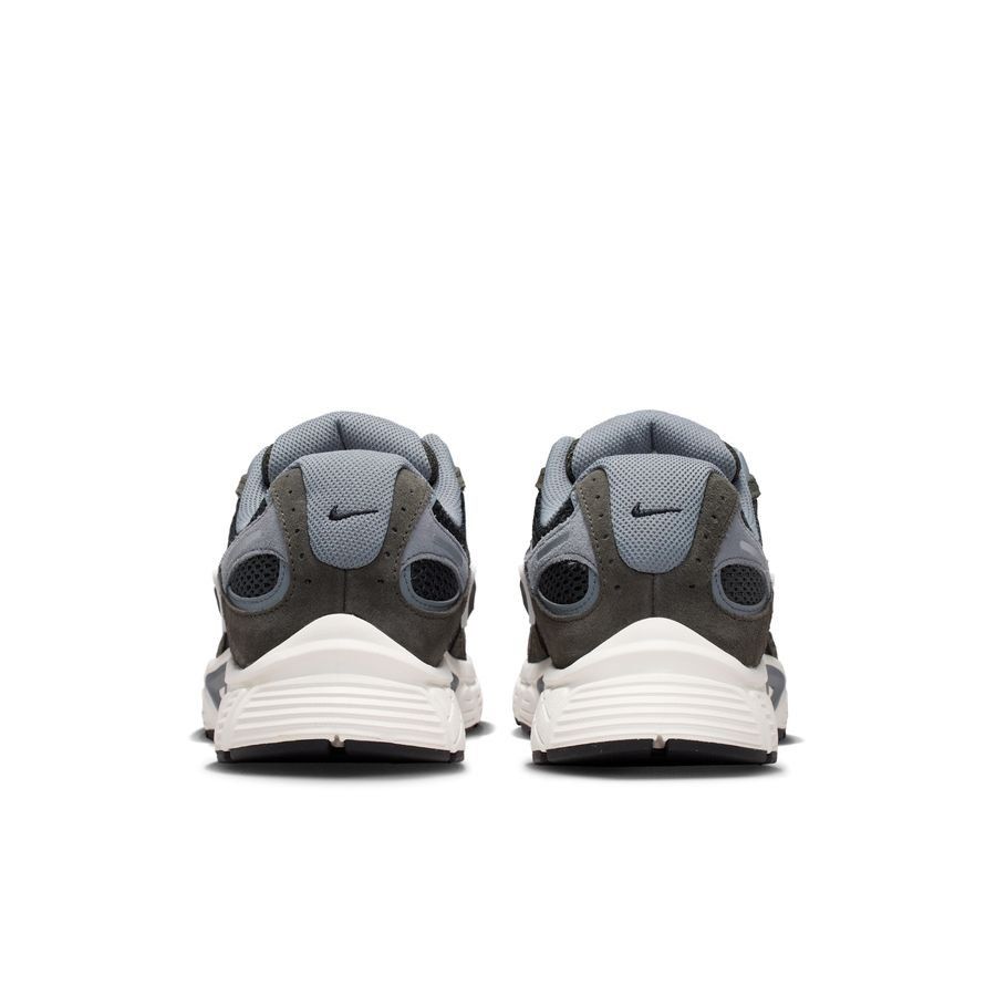 TENIS MASCULINO NIKE NIKE V5 RNR SUEDE – foto 4